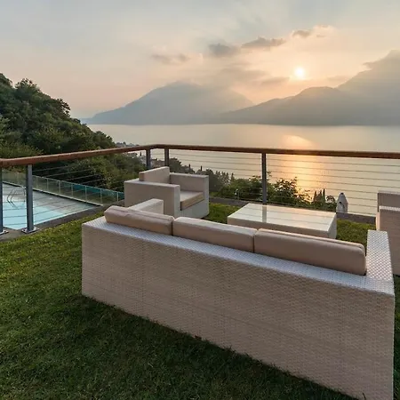 By The Pool With Stunning View * Bellano