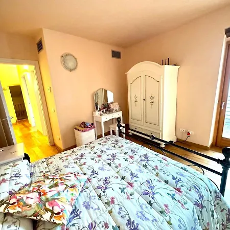 By The Pool With Stunning View * Bellano