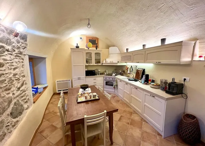 Апартаменты By The Pool With Stunning View